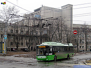 Богдан-Т70117 #3607 13-го маршрута перед отправлением от конечной "Станция метро "Защитников Украины"