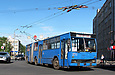 DAC-217E #231 44-го маршрута выезжает с площади Конституции на улицу Сумскую