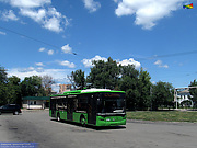 ЛАЗ-Е183А1 #2102 6-го маршрута разворачивается на конечной "Ж/д станция "Основа"