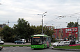 ЛАЗ-Е183А1 #2103 3-го маршрута следует по круговой развязке улицы Вернадского и Красношкольной набережной