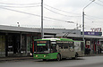ЛАЗ-Е183А1 #2103 3-го маршрута на проспекте Героев Сталинграда отправляется от остановки "Микрорайон 28"