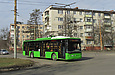 ЛАЗ-Е183А1 #2106 1-го маршрута поворачивает с улицы Танкопия на бульвар Богдана Хмельницкого