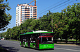 ЛАЗ-Е183А1 #2111 1-го маршрута на проспекте Героев Сталинграда между остановкой "Микрорайон 27" и проспектом Маршала Жукова