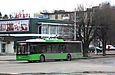 ЛАЗ-Е183А1 #3402 13-го маршрута на улице Харьковских дивизий подъезжает к перекрестку с Московским проспектом