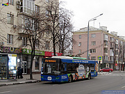 ЛАЗ-Е183А1 #3406 2-го маршрута на проспекте Науки возле улицы Космической