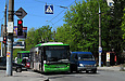 ЛАЗ-Е183А1 #3411 2-го маршрута на улице Деревянко перед перекрестком с улицей Балакирева