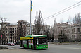 ЛАЗ-Е183А1 #3411 2-го маршрута на проспекте Независимости напротив улицы Литературной