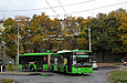 ЛАЗ-Е301D1 #2201 1-го маршрута поворачивает с проспекта Героев Сталинграда на улицу Троллейбусную