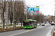 ЛАЗ-Е301D1 #2202 1-го маршрута на проспекте Петра Григоренко за перекрёстком с бульваром Жасминовым