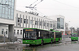 ЛАЗ-Е301D1 #2203 3-го маршрута на конечной станции "Улица Университетская"