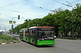 ЛАЗ-Е301D1 #2210 1-го маршрута на проспекте Маршала Жукова возле перекрестка с улицей Танкопия