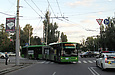 ЛАЗ-Е301D1 #2213 27-го маршрута поворачивает с проспекта Любови Малой на улицу Дудинской