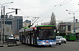 ЛАЗ-Е301D1 #2215 3-го маршрута на улице Вернадского на перекрестке с улицей Маломясницкой