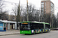 ЛАЗ-Е301D1 #2216 1-го маршрута на проспекте Маршала Жукова отправляется от остановки "Микрорайон 29"