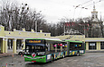 ЛАЗ-Е301D1 #2221 на конечной станции "Парк имени Горького"