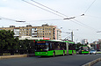 ЛАЗ-Е301D1 #2221 6-го маршрута на улице Гамарника следует по Подольскому мосту