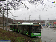 ЛАЗ-Е301D1 #3203 34-го маршрута на улице Валентиновской разворачивается на конечной "Восточная Салтовка"
