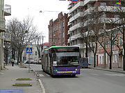 ЛАЗ-Е301D1 #3204 24-го маршрута на улице Богдана Хмельницкого возле дома №17