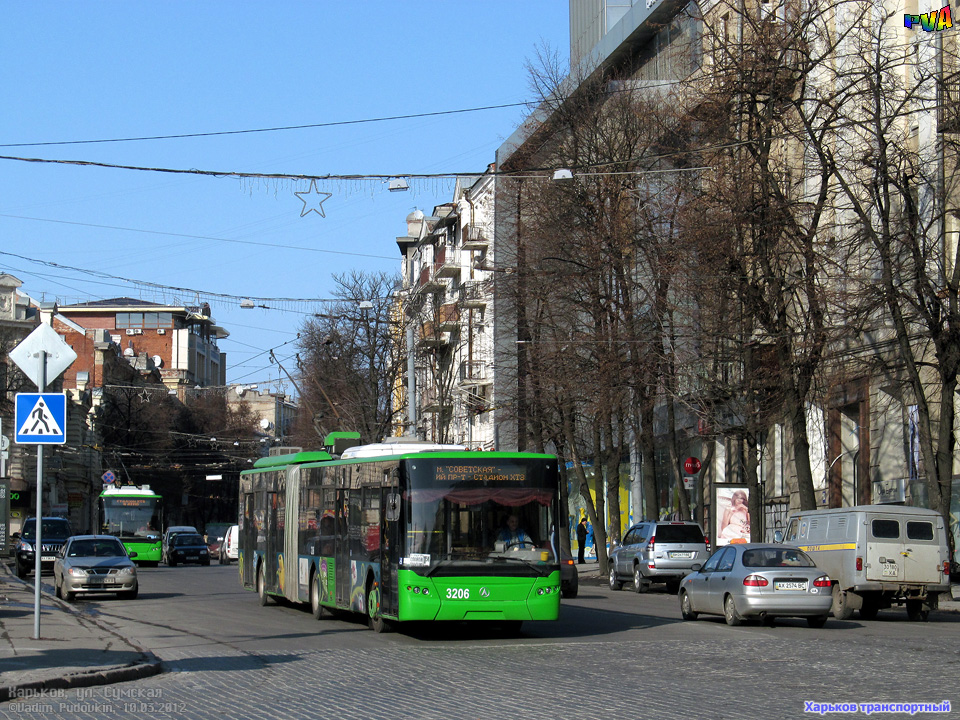 ЛАЗ-Е301D1 #3206 2-го маршрута на улице Сумской возле площади Свободы