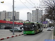 ЛАЗ-Е301D1 #3206 46-го маршрута на площади Защитников Украины возле Конного рынка