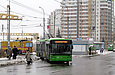 ЛАЗ-Е301D1 #3217 2-го маршрута разворачивается на конечной станции "Проспект Победы"