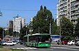 ЛАЗ-Е301D1 #3223 42-го маршрута на улице Валентиновской поднимается от улицы Академика Павлова