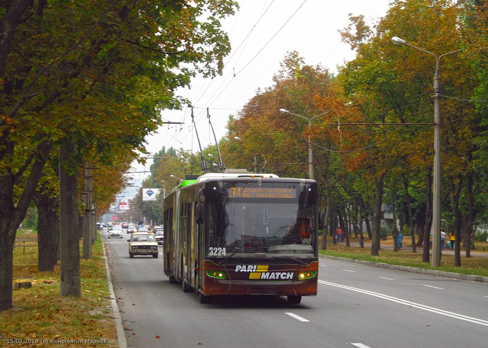 ЛАЗ-Е301D1 #3224 34-го маршрута на улице Валентиновской возле перекрестка с проспектом Тракторостроителей