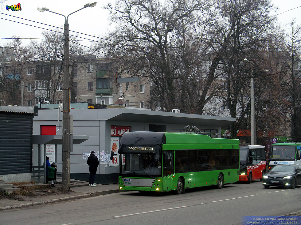 PTS-12 #2714 55-го маршрута на улице Академика Проскуры возле улицы Продольной