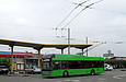 PTS-12 #2744 48-го маршрута разворачивается на терминале возле станции метро "Героев труда"