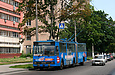 ROCAR-E217 #3005 2-го маршрута на улице Академика Проскуры подъезжает к остановке "Литвиновка"