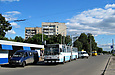 ROCAR-E217 #3017 24-го маршрута и ГАЗ-2705-24 гос.# 569-25ХК 205-го маршрута на проспекте 50-летия ВЛКСМ перед отправлением от конечной станции "Микрорайон 602"