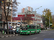ROCAR-E217 #3017 2-го маршрута на проспекте Ленина перед отправлением от остановки "Улица Новгородская"