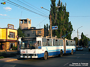ROCAR-E217 #3018 45-го маршрута на улице Роганской подъезжает к месту посадки пассажиров одноименной конечной станции