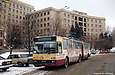 ROCAR-E217 #3022 18-го маршрута на площади Свободы возле одного из корпусов ХНУ им. Каразина
