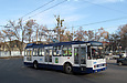 Škoda-14Tr18/6M #2401 27-го маршрута на конечной станции "Проспект Дзюбы"