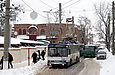 Škoda-14Tr18/6M #2402 5-го маршрута на улице Кузнечной перед отправлением от временной конечной станции "Улица Университетская"