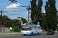 Škoda-14Tr18/6M #2406 3-го маршрута на проспекте Героев Сталинграда пересекает улицу Морозова