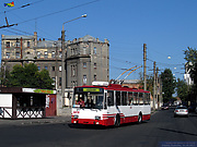 Škoda-14Tr08/6 #2418 5-го маршрута на улице Кузнечной прибывает на конечную "Улица Университетская"