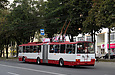 Škoda-15Tr #2502 35-го маршрута на улице Гвардейцев-Широнинцев перед отправлением от остановки "Микрорайон 605"