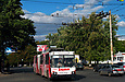 ЮМЗ-Т1 #2007 35-го маршрута на улице Гвардейцев-Широнинцев пересекает улицу Блюхера