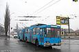 ЮМЗ-Т1 #2031 3-го маршрута на проспекте Героев Сталинграда пересекает трамвайную линию, поворачивающую на улицу Морозова