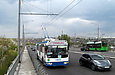ЗИУ-682Г-016-02 #2302 35-го маршрута на проспекте Льва Ландау следует по Коммунальному путепроводу