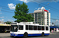ЗИУ-682Г-016-02 #2318 1-го маршрута на проспекте Маршала Жукова в районе одноименной станции метро