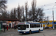 ЗИУ-682Г-016-02 #2322 27-го маршрута на конечной станции "Проспект Дзюбы"