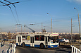 ЗИУ-682Г-016-02 #2326 35-го маршрута на проспекте Льва Ландау следует по Коммунальному путепроводу