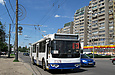 ЗИУ-682Г-016-02 #2328 5-го маршрута на улице Вернадского возле станции метро "Проспект Гагарина"