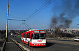 ЗИУ-682Г-016-02 #2329 19-го маршрута на проспекте 50-летия СССР следует по Коммунальному путепроводу