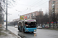ЗИУ-682Г-016-02 #2330 3-го маршрута на проспекте Героев Сталинграда в районе остановки "Инфекционная больница"