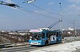 ЗИУ-682Г-016-02 #2334 19-го маршрута на проспекте Льва Ландау следует по Коммунальному путепроводу
