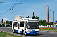 ЗИУ-682Г-016-02 #2339 3-го маршрута на проспекте Гагарина спускается к перекрестку с улицей Державинской